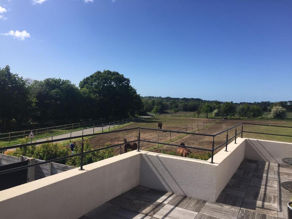 Maison Moderne Avec Piscine Chauffee Dans La Baie Du Mont St Michel 200M2 Yquelon Exterior foto